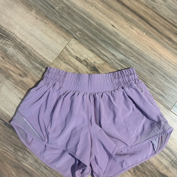 lululemon athletica Pants - Lululemon Athletica Lavender Hotty Hot Shorts